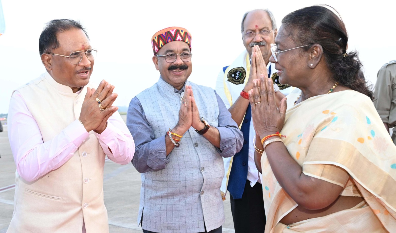 राष्ट्रपति मुर्मु के मुख्य आतिथ्य में संपन्न हुए चार संस्थानों के दीक्षांत समारोह