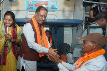 छत्तीसगढ़ में आस्था को मिला नया संबल : मुख्यमंत्री विष्णु देव साय ने मुख्यमंत्री तीर्थ दर्शन योजना का किया शुभारंभ