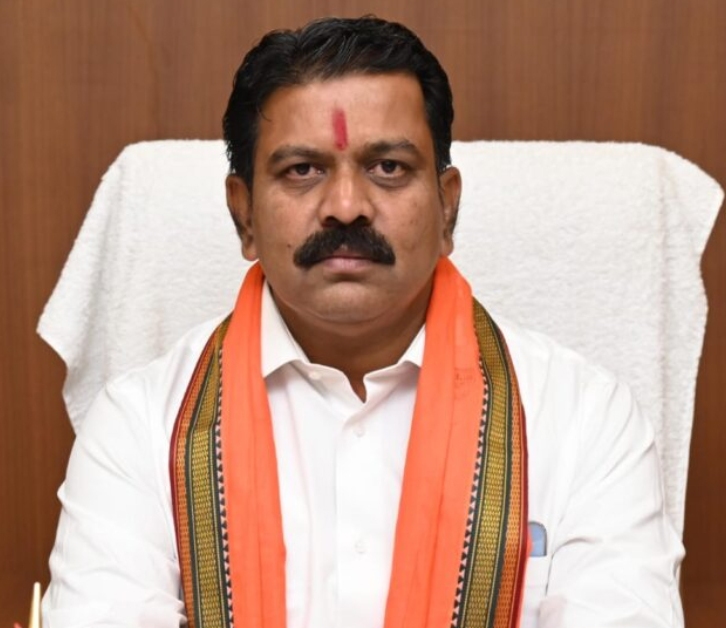 बांग्लादेशी घुसपैठियों की पहचान हेतु उपमुख्यमंत्री विजय शर्मा के निर्देश पर टोल फ्री हेल्पलाइन नम्बर जारी - 24*7 कार्यरत रहेगा 1800-233-1905