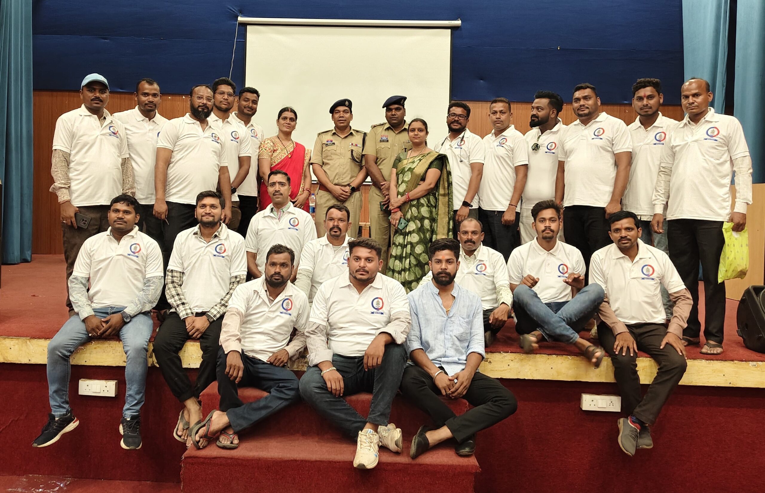 आजाद चौक अनुभाग के "पुलिस मितान" की बैठक साइंस कॉलेज ऑडिटोरियम में संपन्न, 62 मितान हुए शामिल