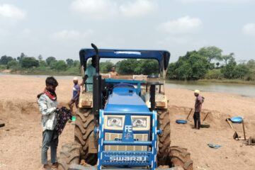 अवैध उत्खनन में सन लिप्त मोहड निवासी भोला देवांगन की ट्रैक्टर जप्त ड्राइवर के बयान से मचा हड़कप भाजयुमो नेता का नाम आया सामने