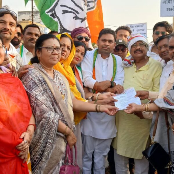 महंगाई, बिजली कटौती व खाद-बीज संकट को लेकर कांग्रेस का प्रदर्शन