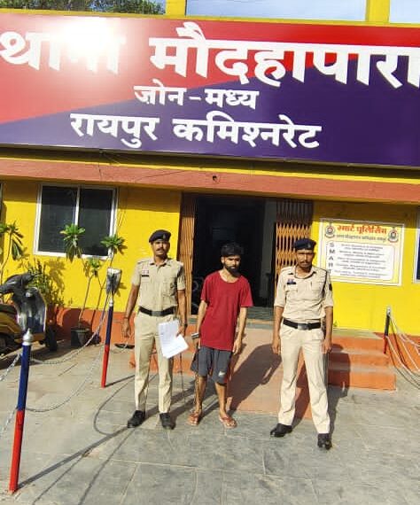 वाहन चोरी का आरोपी गिरफ्तार, चोरी की बाइक बरामद