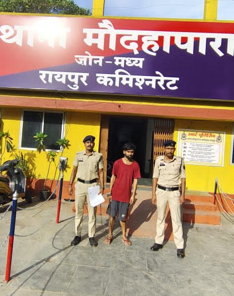 वाहन चोरी का आरोपी गिरफ्तार, चोरी की बाइक बरामद